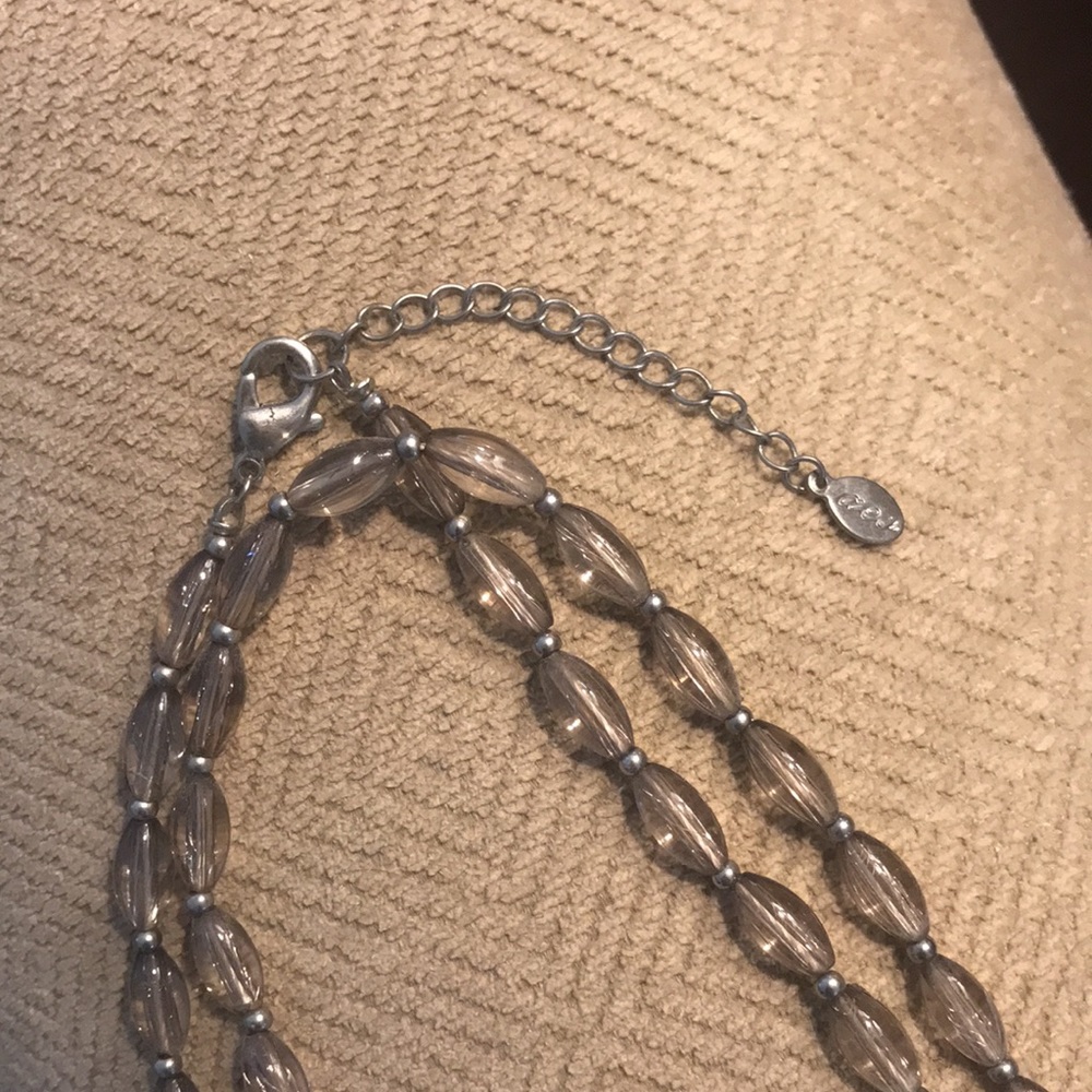 AE Gorgeous Glass Look Beaded Necklace - Picture 8 of 9